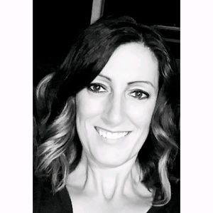 Meet your Posher, Shana